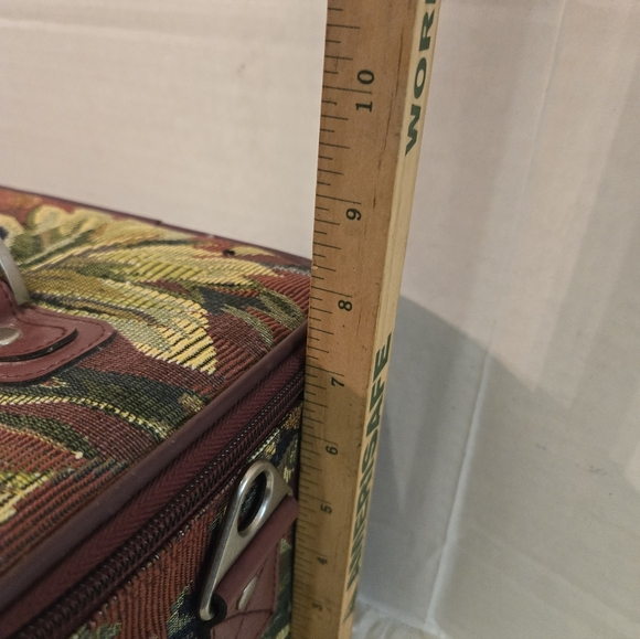 Vintage Tapestry Makeup Bag - Picture 8 of 14